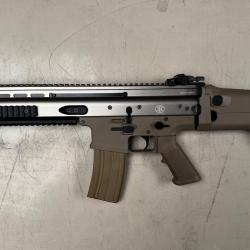 Réplique d'airsoft fusil d'assault FN Scar L CQB AEG