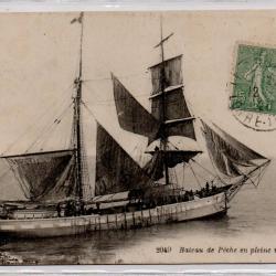 CPA - MARINE - Bateau de Péche en pleine mer N°1005