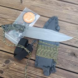 Enorme couteau Wtg work tuff gear Pathfinder lame de 7 cm de large , prix non négociable
