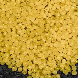 Perles indianistes 2,5mm, environ 500g type rocaille ancien stock Salvadori jaune greasy yellow