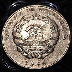 MOZAMBIQUE  piece de 500 meticais 1994 TTB diametre 30 mm