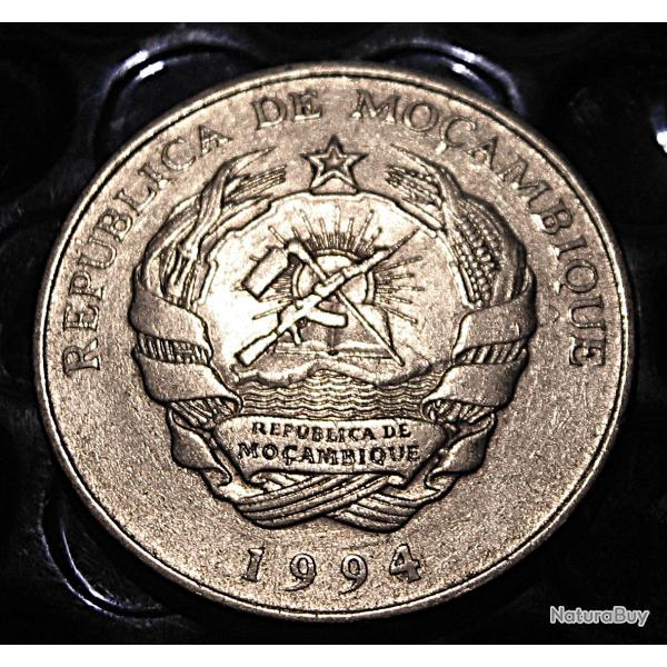 MOZAMBIQUE  piece de 500 meticais 1994 TTB diametre 30 mm
