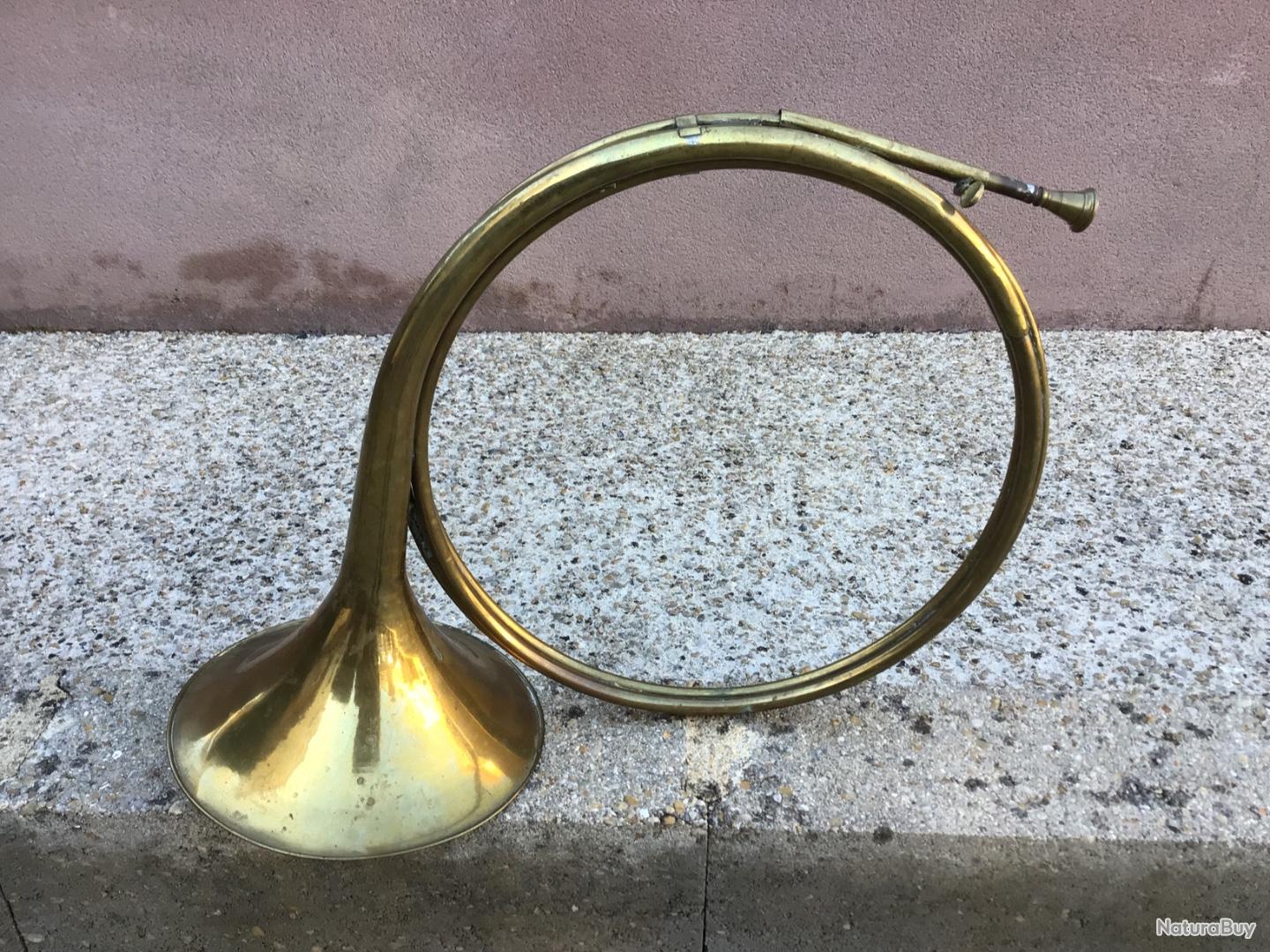 COR DE CHASSE OU VÉNERIE Trompes de chasse et vénerie