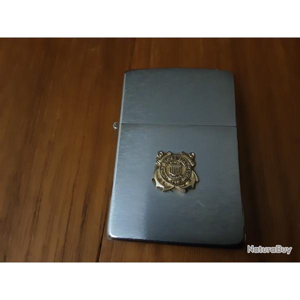 Briquet  zippo  militaires