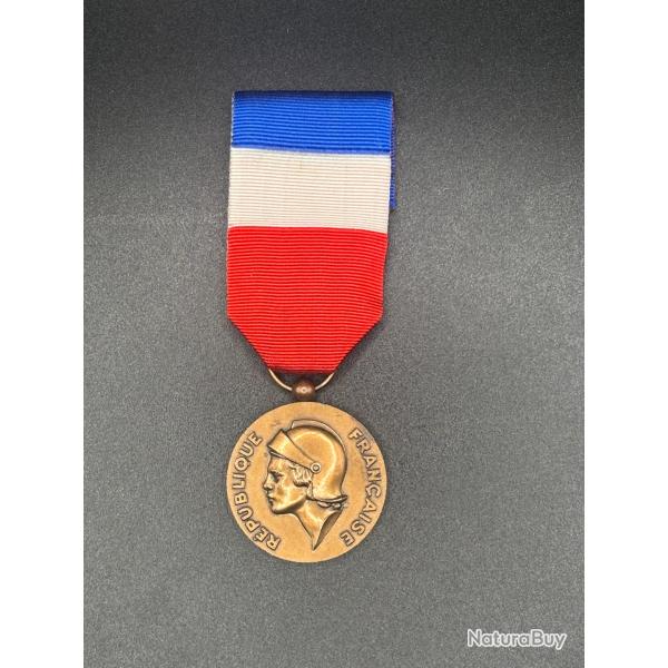 (03.001) Mdaille d'honneur au personnel civil relevant du ministre de la Dfense