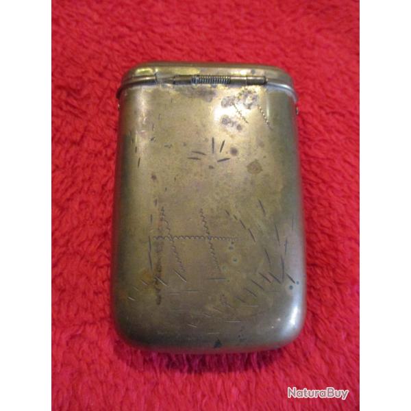 porte cigarette en cuivre de poilu