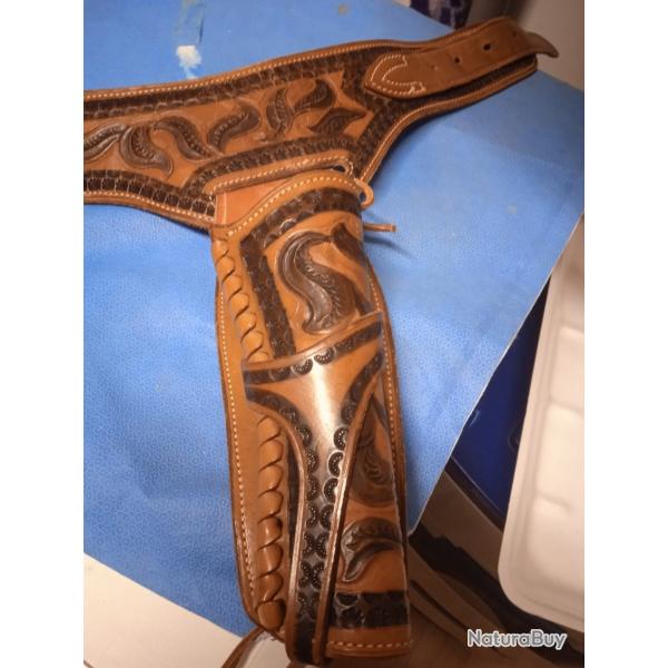 Magnifique Holster cuir western tat neuf