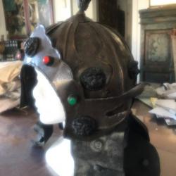 vintage - casque guerrier tibétain en métal cuir et verroterie