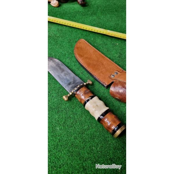 TRES GROS COUTEAU DE CHASSE