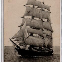 CPA -BATEAUX TROIS MATS AU PLUS PRES N°1008