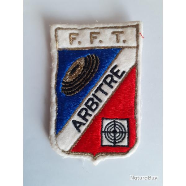 1 cusson  tissus  ARBITRE    de FF.TIR