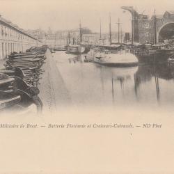 CPA -Port Militaire De Brest Batterie Flottante Et Croiseurs Cuirasses -Cuirasse N°023