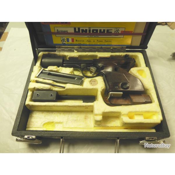 pistolet UNIQUE DES69 cal 22lr