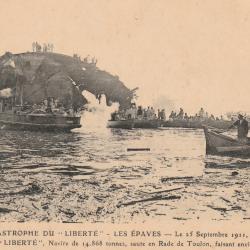 CPA - Catastrophe du "La Liberté" LES ÉPAVES -Le 25 Septembre1911 a 5h.55 du matin N°522