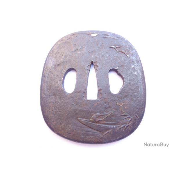 J218) lot  beau tsuba en fer cisel = pour katana , wakisashi , sabre ,  japonais , do