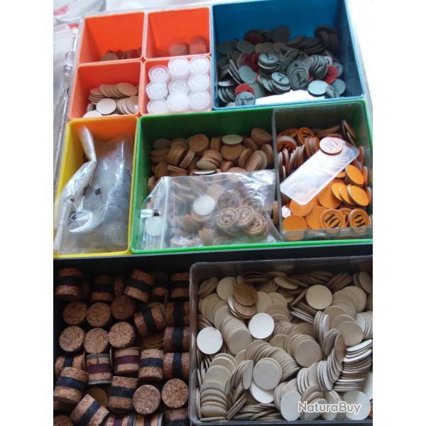 Un lot pour le rechargement en calibre 16