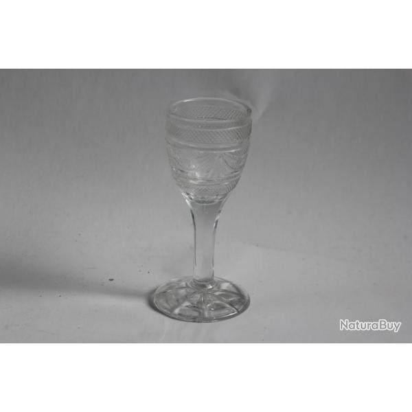 Verre  liqueur cristal XIXe sicle
