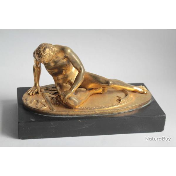 Statuette bronze dor La Gaule Mourante