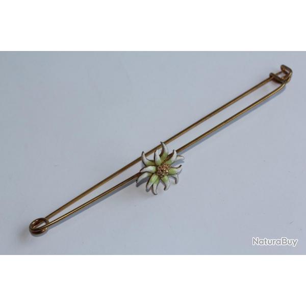 pingle  chapeau maille Edelweiss Art nouveau