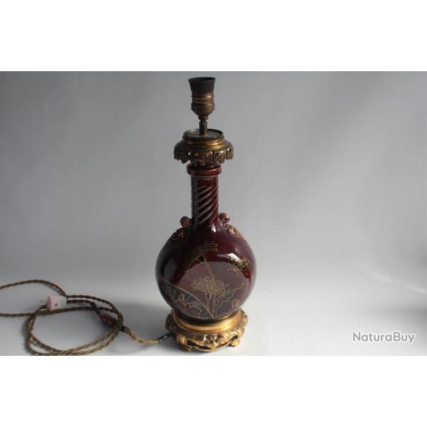 Pied de lampe cramique maille Maison Gagneau Paris XIXe sicle
