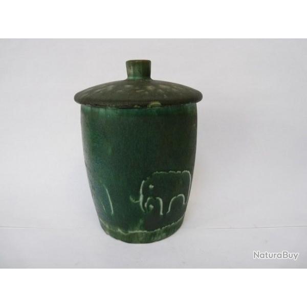 Pot couvert cramique 1950