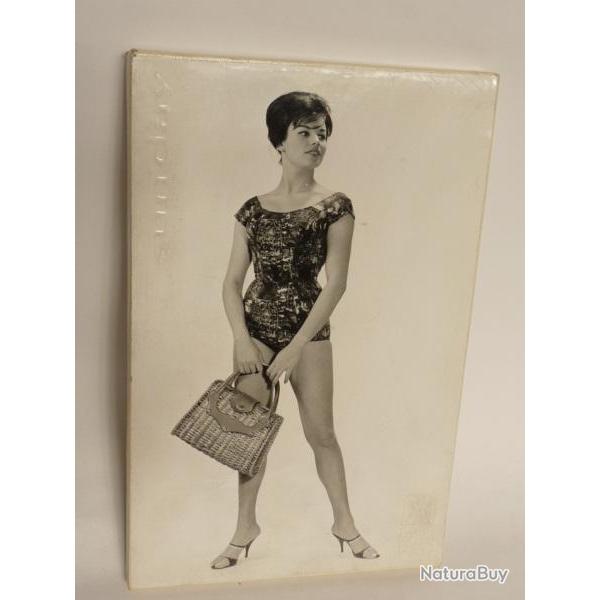 Photo Publicit Mode Pin-up Sunday