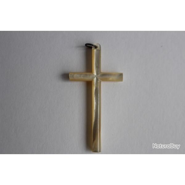 Ancienne croix nacre XIXe religion