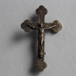 Ancienne croix broche XIXe religion