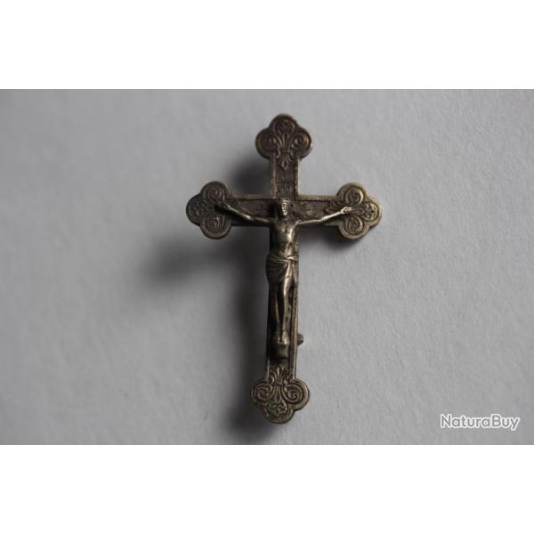 Ancienne croix broche XIXe religion