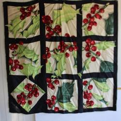 Foulard en soie vintage DANIEL HECHTER Cerises