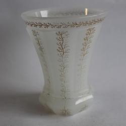 Gobelet verre opalin Charles X