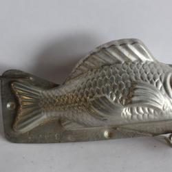 Moule à chocolat ancien   poisson  pâtisserie cuisine