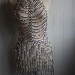 Bijoux de corps aluminium Design 1970 Adrien Mann England Robe