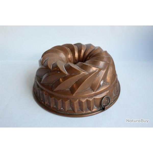 Grand moule a gteaux ptisserie cuisine Art populaire