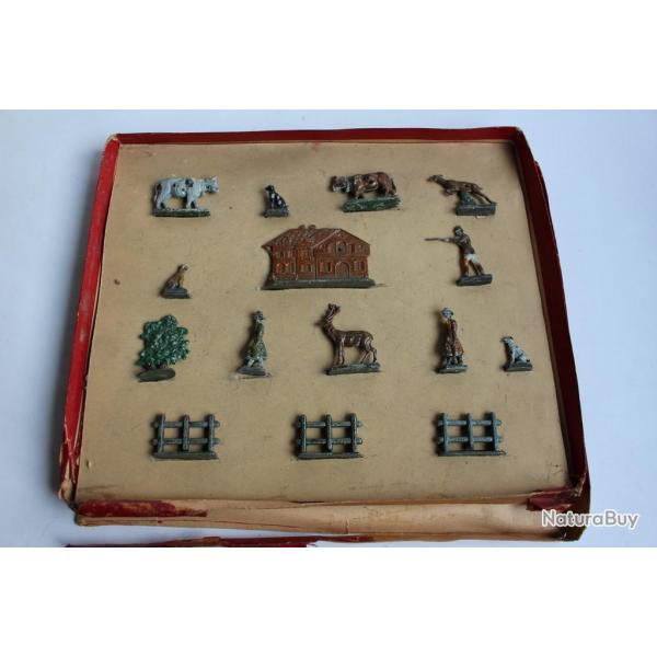 Boite de figurines plomb demi rond de bosse  Ferme Suisse