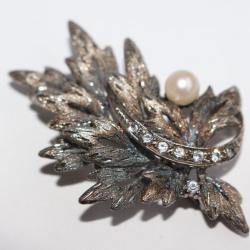 Ancienne broche argent rhodié perle