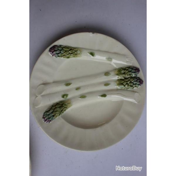 Assiette  asperges barbotine G.K. Lunville