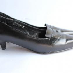 PRADA Escarpins cuir noir vintage T 36