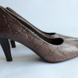 GUCCI Escarpins cuir marron monogramme vintage T 36