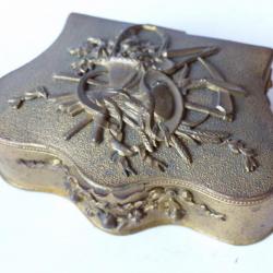 Boite a bijoux paysanne Napoléon III Antiquités