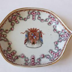 Ancien ravier porcelaine armorié Antiquités Art de la table