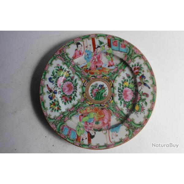 Assiette porcelaine maille Chine Famille rose Canton XIXe sicle