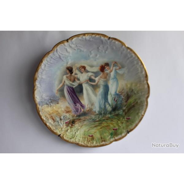 Grande assiette decorative Limoges Napoleon III femmes
