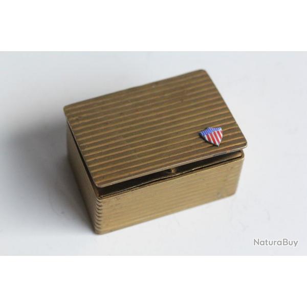 Boite  timbres ancienne drapeau tats-Unis