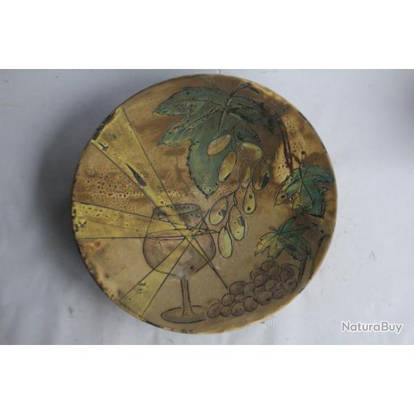 Grand plat cramique Huguette Bessone Vallauris Vignes