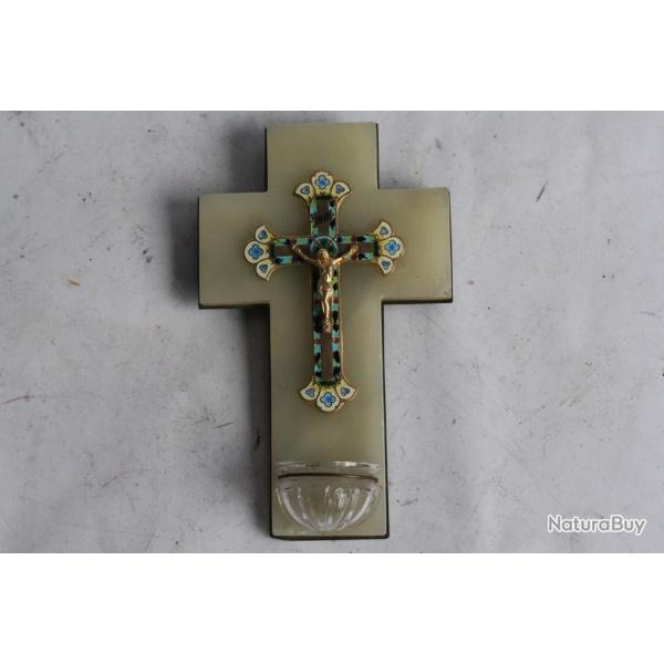 Bnitier maux cloisonns Limoges France XIXe sicle