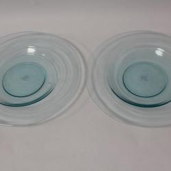 Deux assiettes verre soufflé bleu design 26 cm
