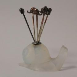 SABINO Porte-piques à escargot verre opalescent