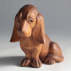 Chien basset bois sculpté Art populaire Suisse Brienz