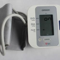 Tensiomètre électronique au bras OMRON M3